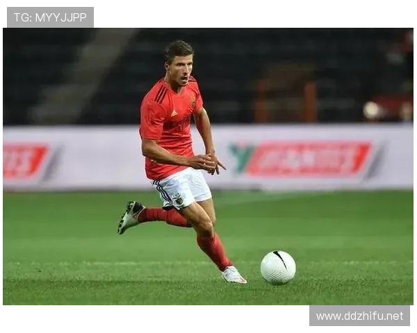 鲁本·迪亚斯:英超冠军核心中卫如何重塑曼城防线 鲁本·迪亚斯:英超冠军核心中卫如何重塑曼城防线