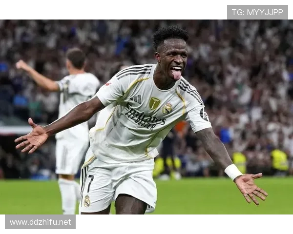 维尼修斯早期生涯解析:皇马初期低迷为何成为关键转折 维尼修斯早期生涯解析:皇马初期低迷为何成为关键转折