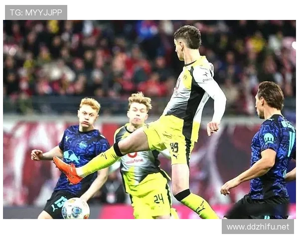 多特蒙德战术失衡及高位逼抢表现波动,当前赛季争冠形势及反弹潜力分析 多特蒙德战术失衡及高位逼抢表现波动,当前赛季争冠形势及反弹潜力分析