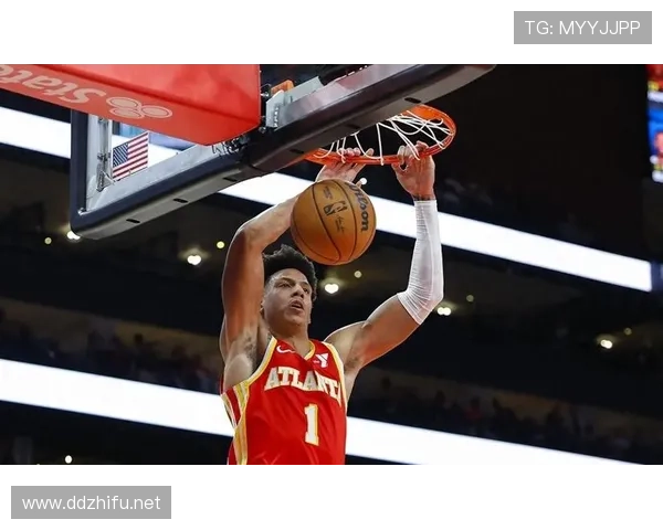 约翰逊突破持球拉开差距 助力球队提升关键得分效率